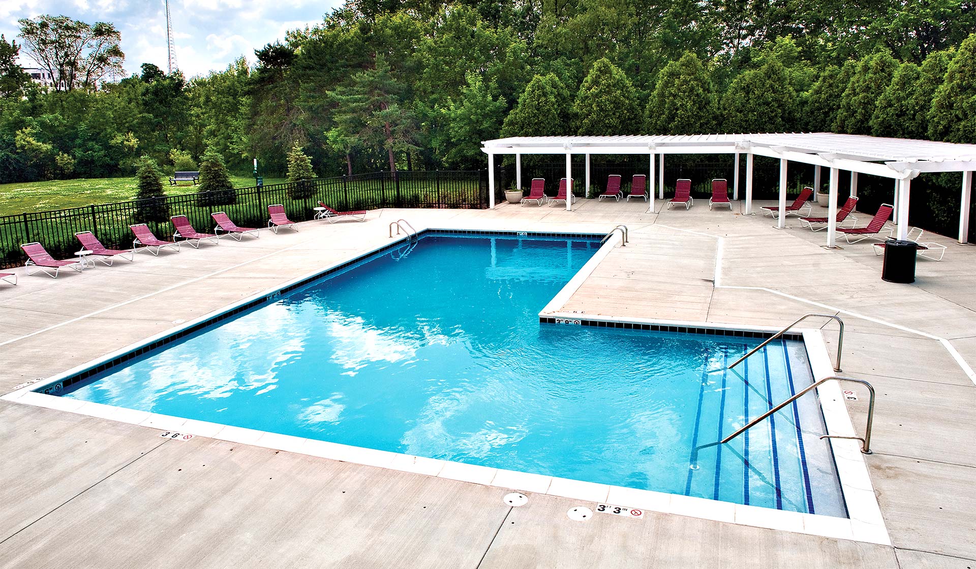 Willow Bend | Pool